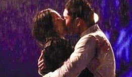 李振宁吻戏爆料视频大全,盘点那些令人脸红的瞬间