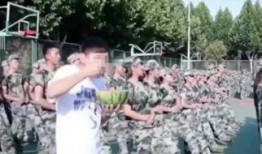 军训吃瓜爆料黑料免费